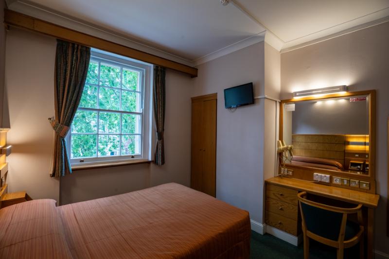 חדר סטנדרט, The Nayland