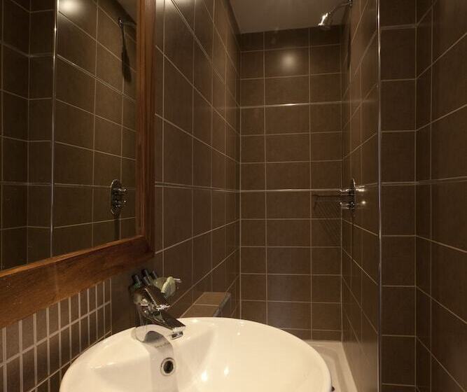 اتاق اجرایی, New Linden