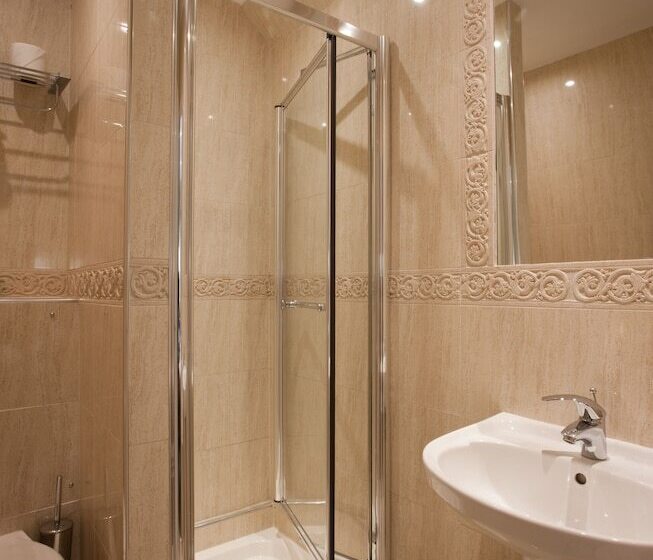 اتاق اجرایی, New Linden