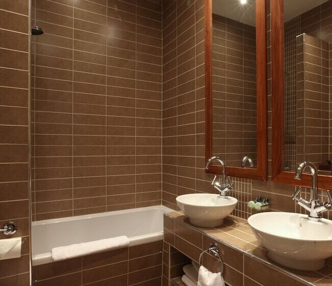 اتاق استاندارد چهار تخته, New Linden