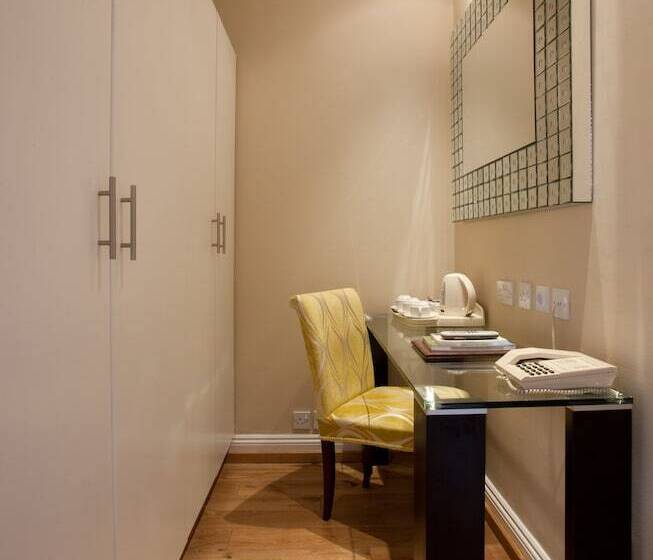 اتاق استاندارد سه نفره, New Linden