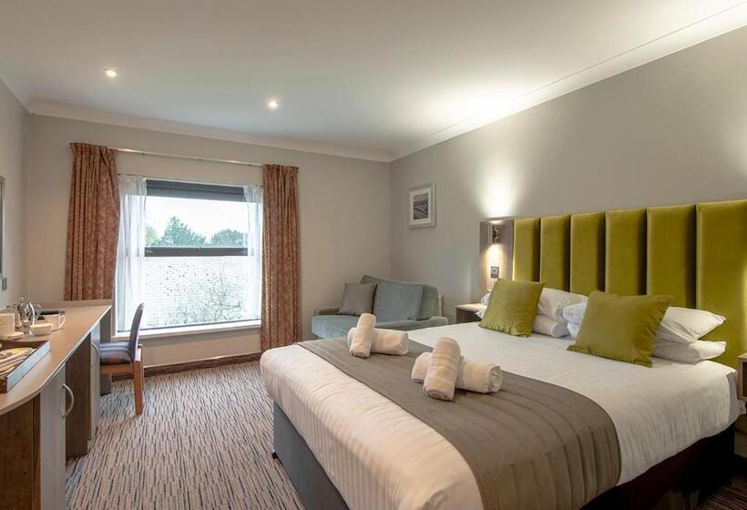 Номер Стандарт, Hogs Back Hotel & Spa