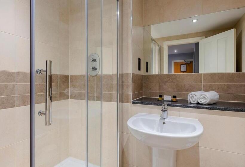 스탠다드 룸, Hogs Back Hotel & Spa