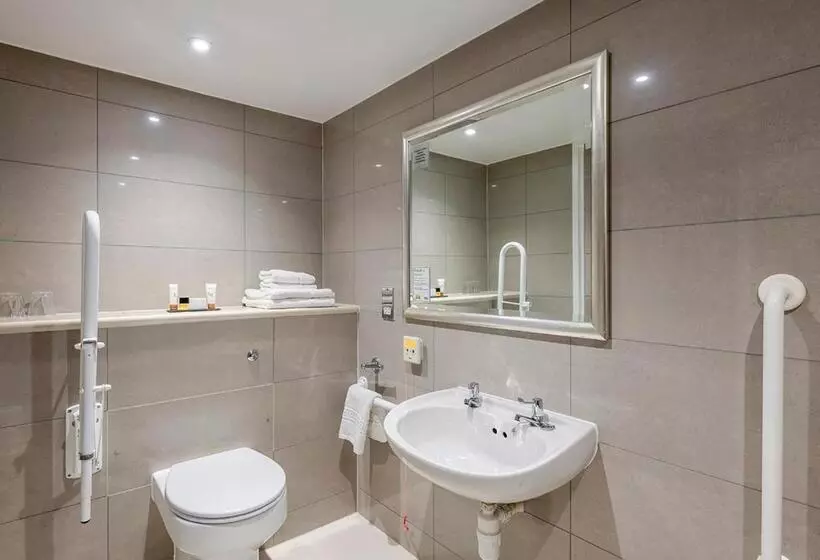Family Room, Hogs Back Hotel & Spa