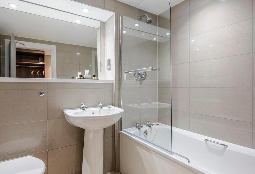 수피리어 룸, Hogs Back Hotel & Spa