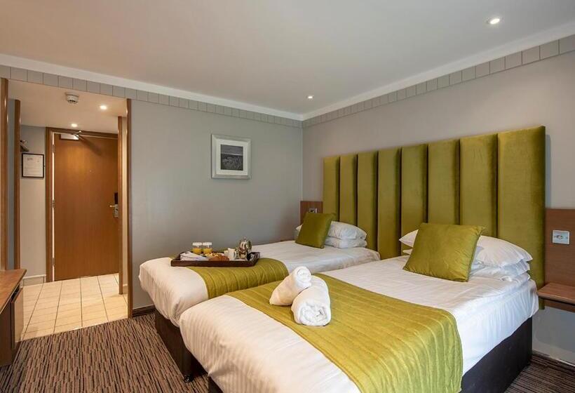 스탠다드 룸, Hogs Back Hotel & Spa