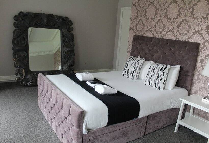 غرفة ديلوكس, The Mitre