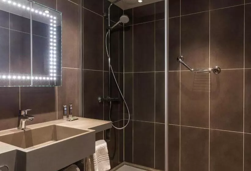 ダブルベッドスタンダードルーム, Novotel Ipswich Centre