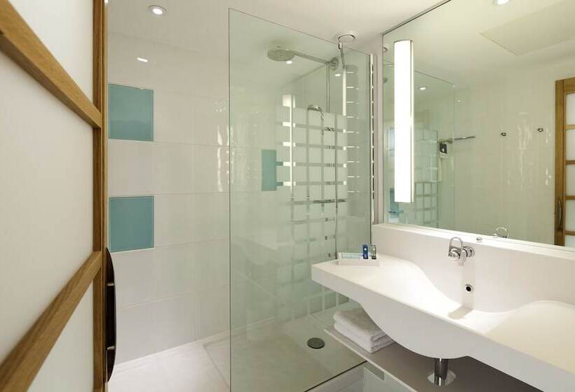 اتاق خانوادگی, Novotel York Centre