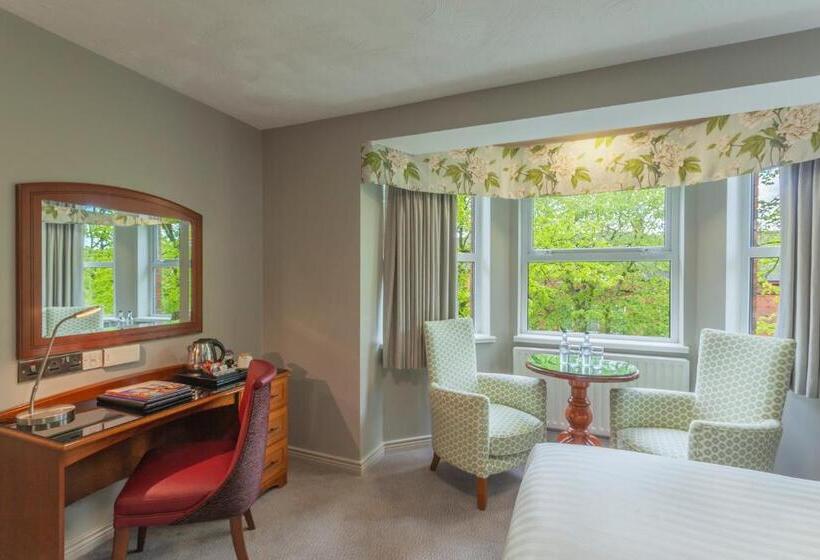 חדר קלאסי, The Malone