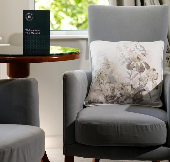 חדר קלאסי, The Malone