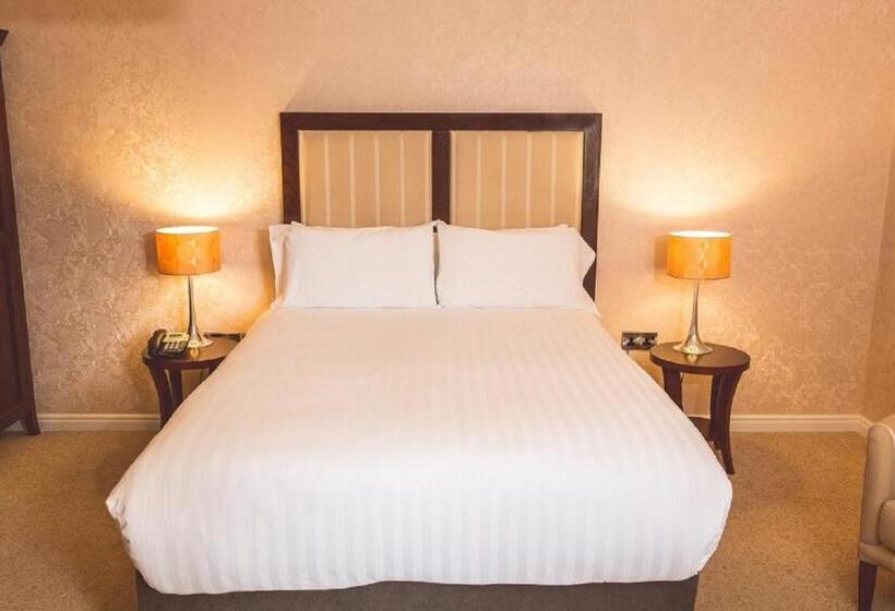 חדר סטנדרט, The Malone