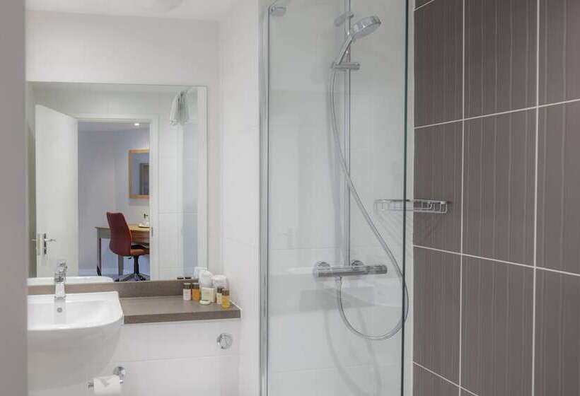 Номер Deluxe, Oxford Witney