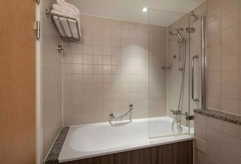 اتاق استاندارد, Radisson Blu Manchester Airport