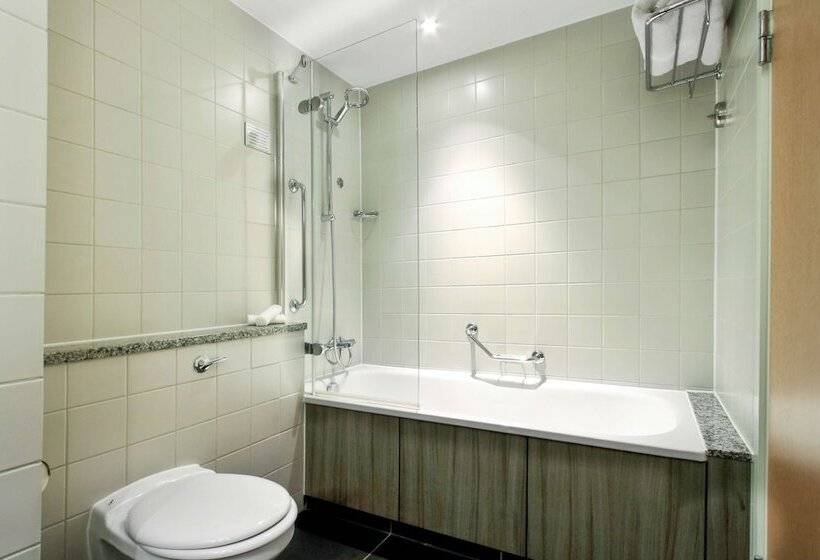 Номер Стандарт, Radisson Blu Manchester Airport