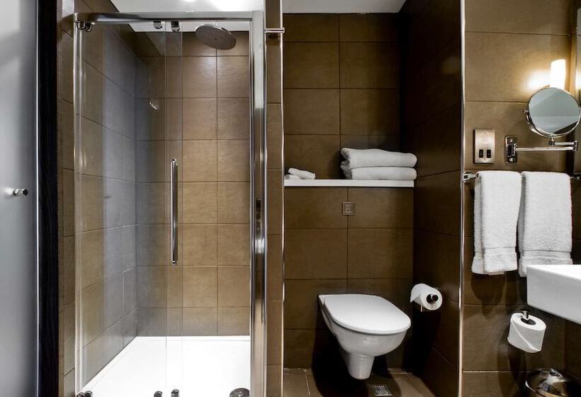 Семейный Номер, Radisson Blu Manchester Airport