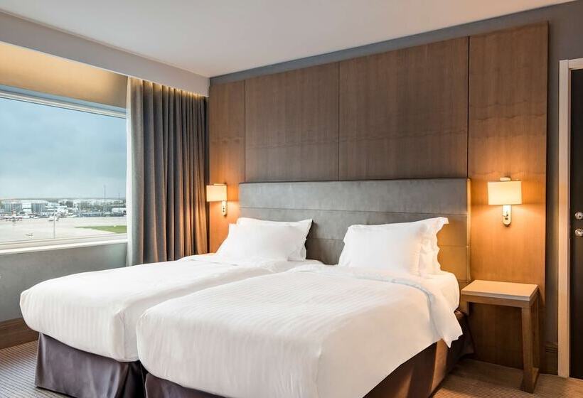 Семейный Номер, Radisson Blu Manchester Airport