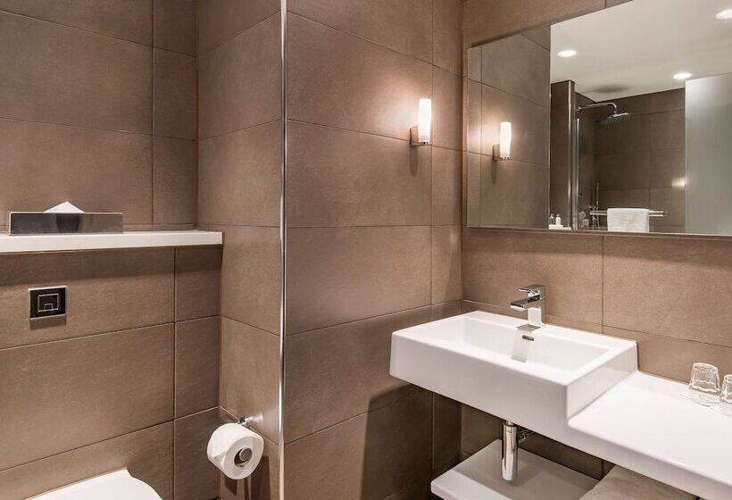 Номер Премиум, Radisson Blu Manchester Airport