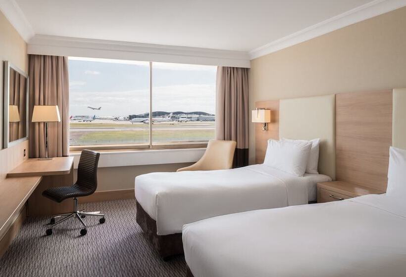 스탠다드 룸, Renaissance London Heathrow