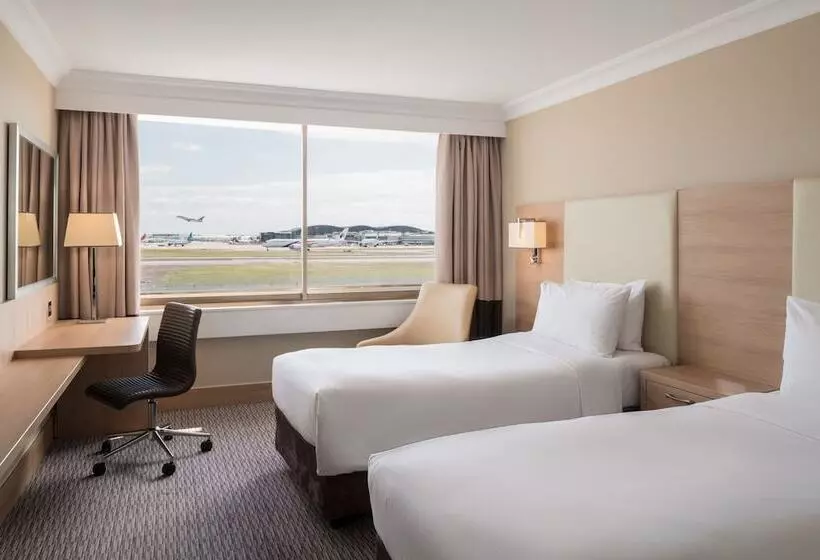 スタンダードルーム, Renaissance London Heathrow