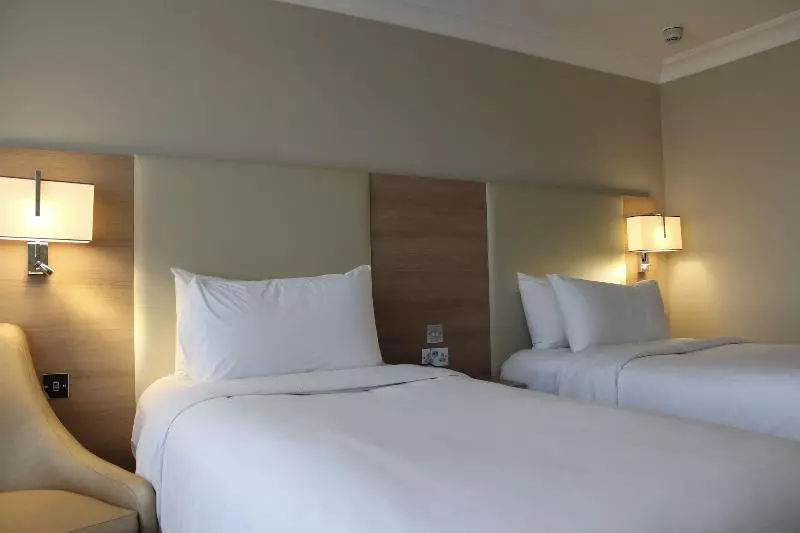 景色の見えるスーペリアルーム, Renaissance London Heathrow
