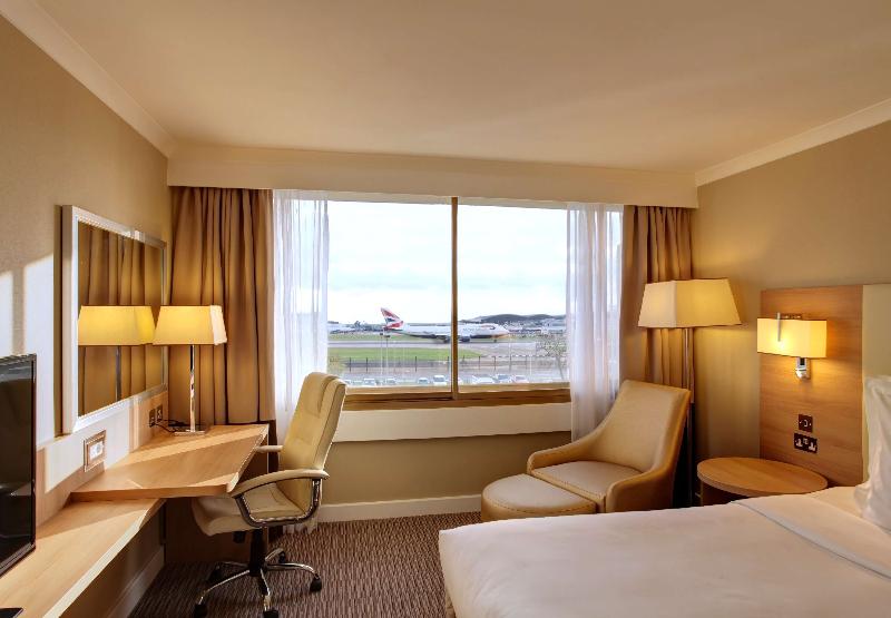 스탠다드 룸, Renaissance London Heathrow