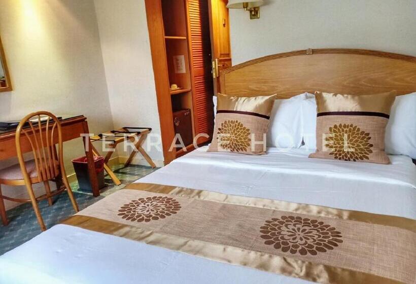 اتاق لوکس, Terrace