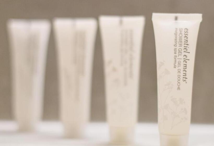 标准间, The Royal & Fortescue