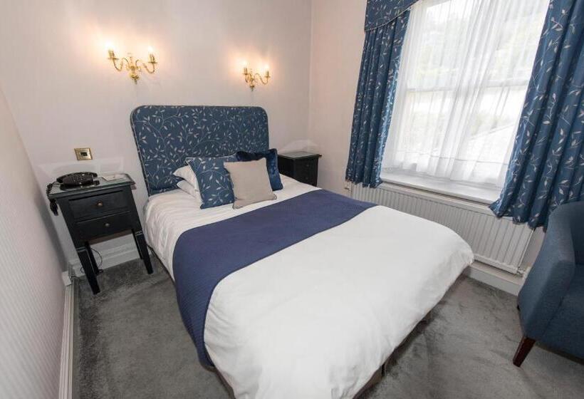 이코노미 싱글 룸, The Royal