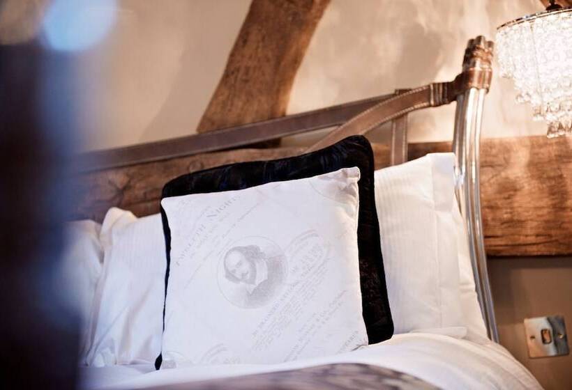 Номер Superior, The White Swan