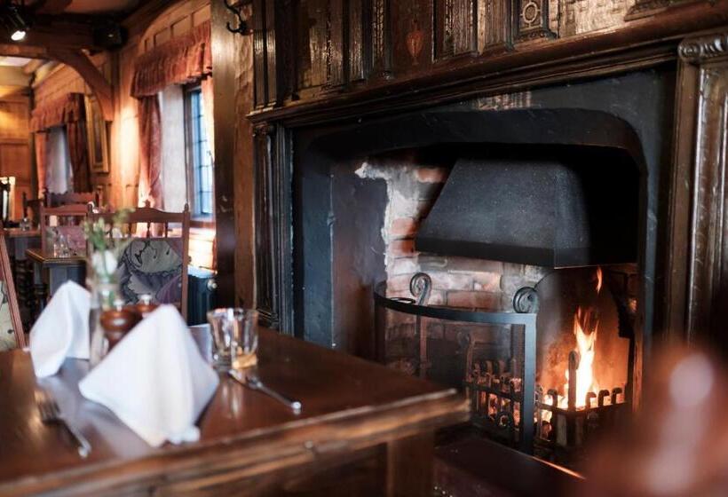 Номер Superior, The White Swan