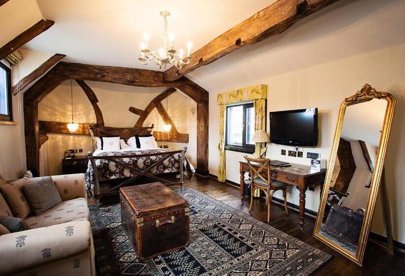 Номер Superior, The White Swan