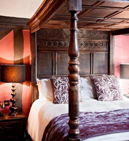 Номер Superior, The White Swan