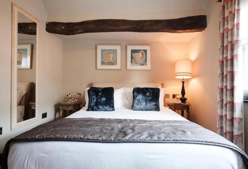 Классический Номер, The White Swan