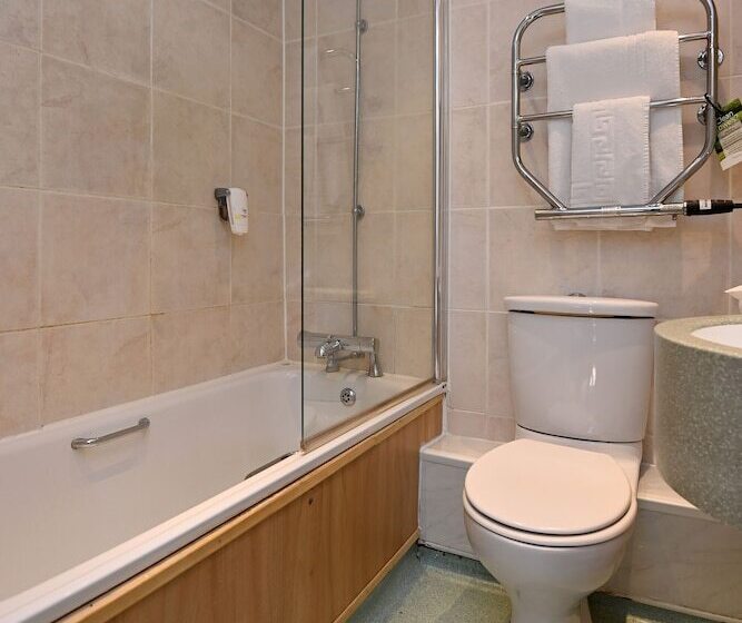 חדר משפחתי, The Vine Hotel By Thegreatvine Ltd