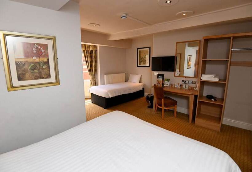 חדר משפחתי, The Vine Hotel By Thegreatvine Ltd