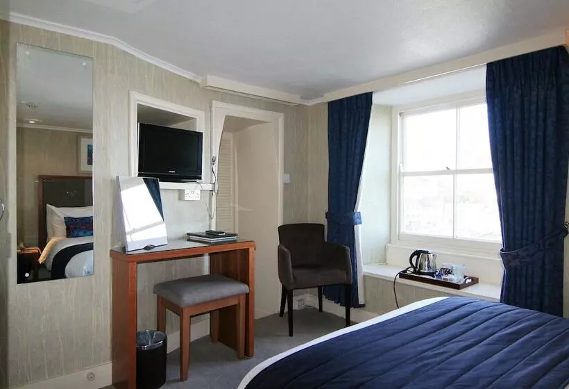 オーシャンビュースタンダードルーム, Quayside Hotel