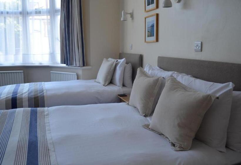 غرفة عائلية, The Riviera Hotel & Apartments   Alum Chine