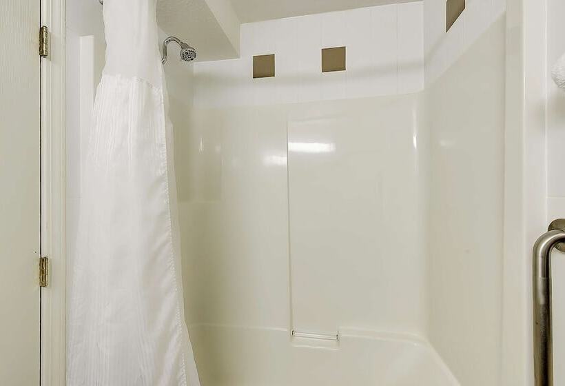 Standaardkamer met 2 Tweepersoonsbedden, Best Western Plus Osoyoos Hotel And Suites