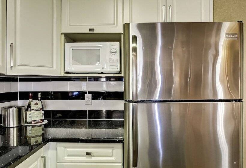 Suite, Best Western Plus Osoyoos Hotel And Suites