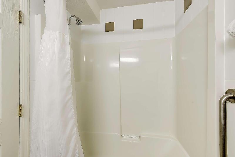 스탠다드 룸 킹사이즈 침대, Best Western Plus Osoyoos Hotel And Suites