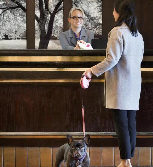 חדר סטנדרט עם מיטת קינג, Coast Prince George Hotel By Apa