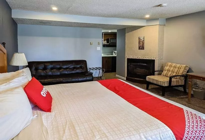 Standard-huone, First Canada Hotel Cornwall Hwy 401 On