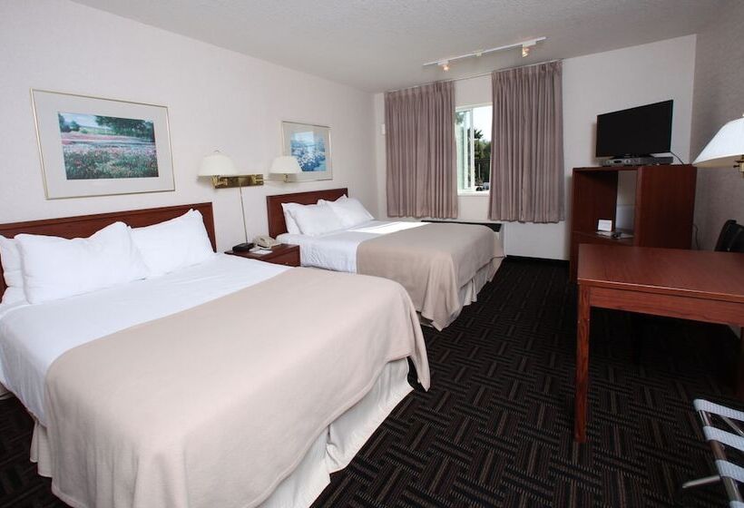 Номер Стандарт 2 Двуспальные Кровати, Powell River Town Centre