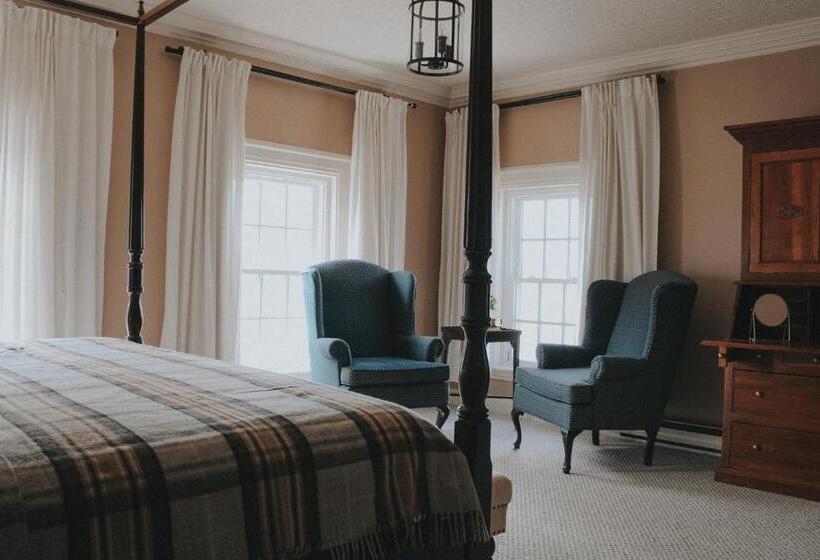 غرفة ديلوكس سرير كينج, The Cooper S Inn