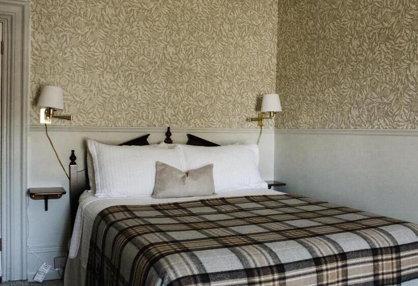 غرفة سوبيريور, The Cooper S Inn