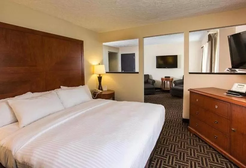 استودیوی استاندارد, Wyndham Garden Medicine Hat Conference Center