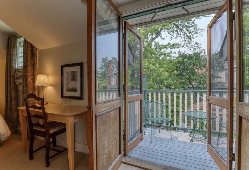 스탠다드 룸 더블 침대, Hochelaga Inn