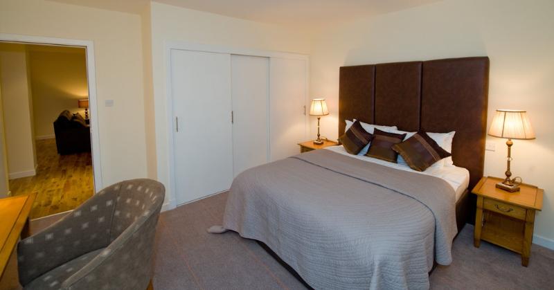 اتاق کلاسیک با تخت دونفره, Hôtel Le Germain Québec