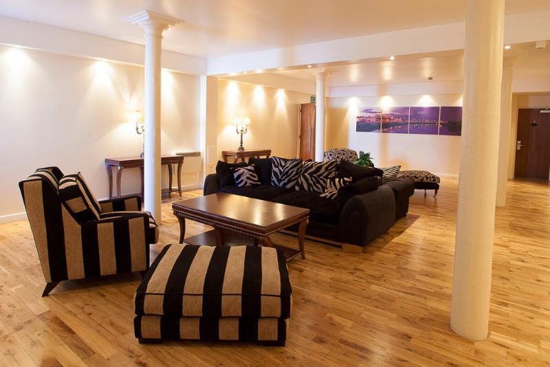 اتاق کلاسیک با تخت دونفره, Hôtel Le Germain Québec